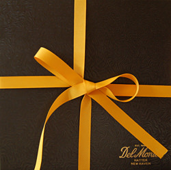 DelMonico Hatter - Fedora Hat Gift Box